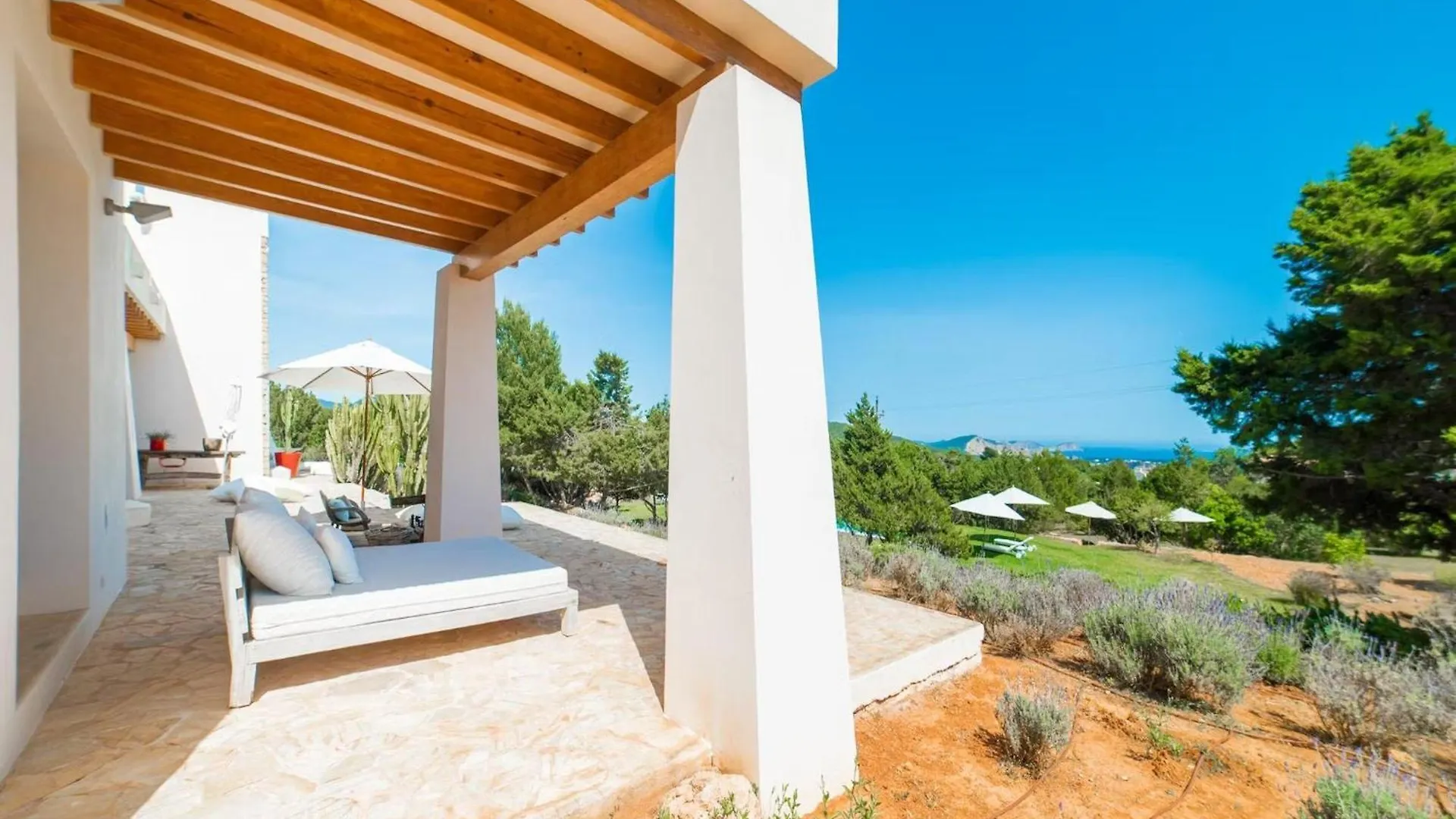 Majestic Villa With Private Pool إس كوبيلس
