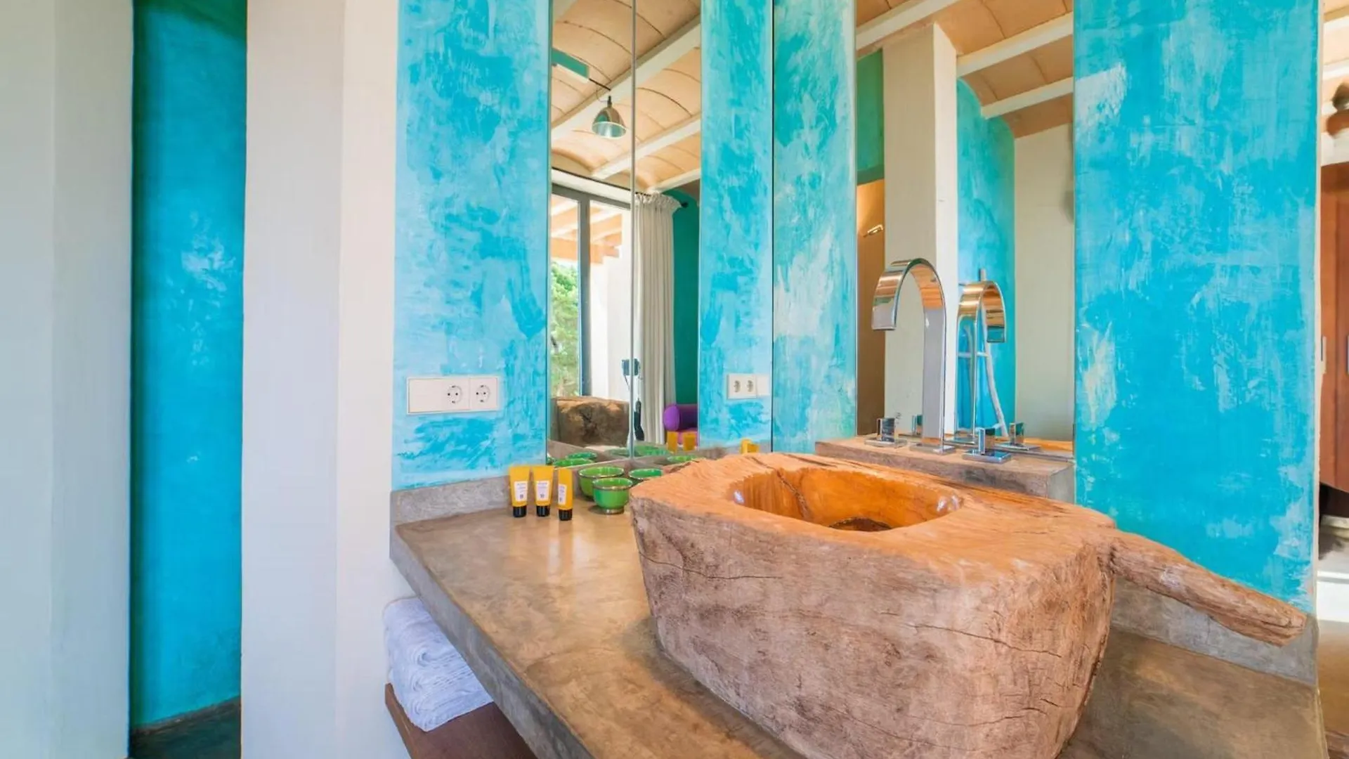 Majestic Villa With Private Pool إس كوبيلس